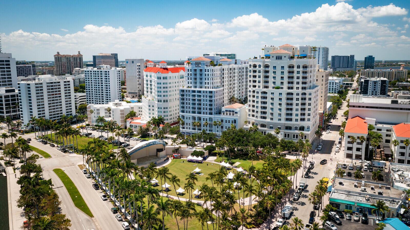 STRAND CONDO - Residential