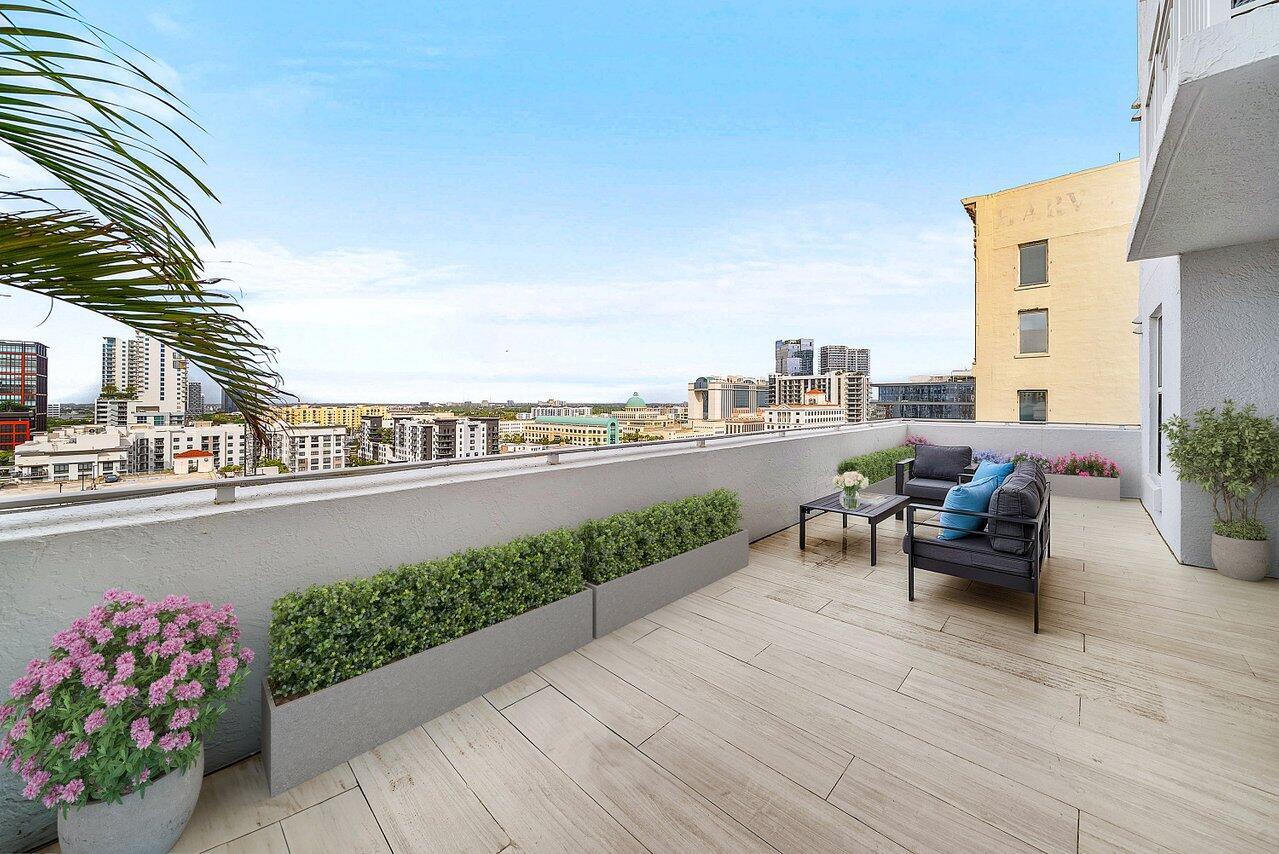 STRAND CONDO - Residential