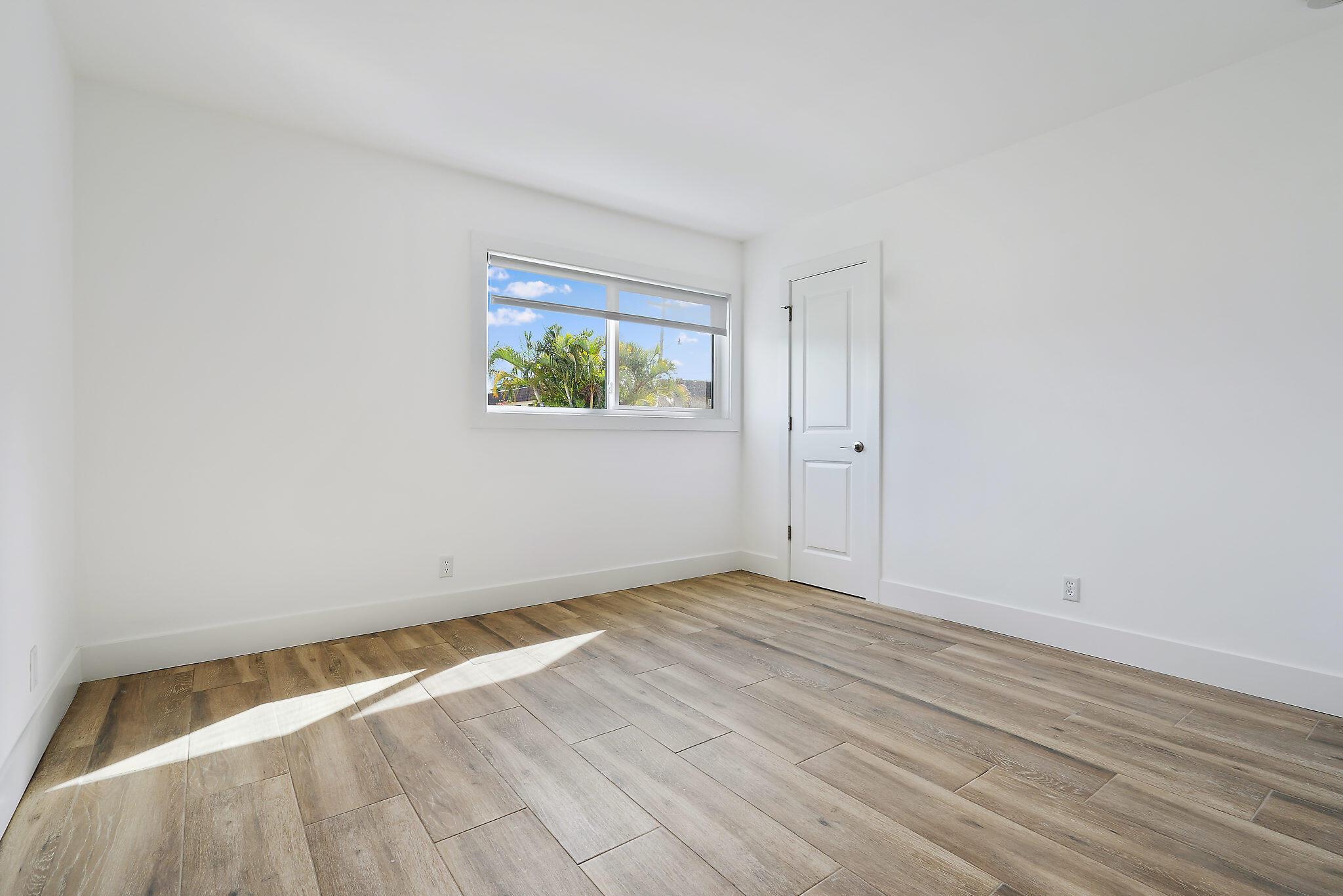 NORTH PALM BEACH VILLAGE - Residential Lease