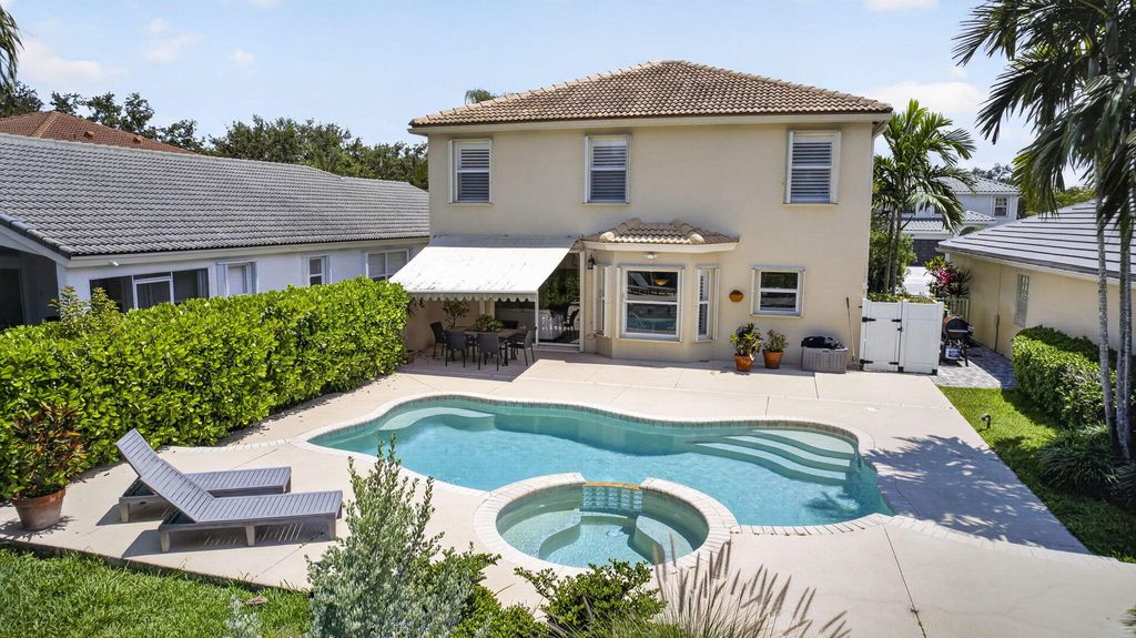 Photo of 4017 Bluff Harbor Way, Wellington, FL 33449 (MLS # B26029902)