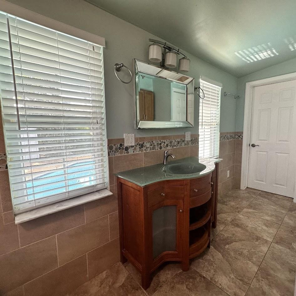 Meadowbrook 01 - Residential