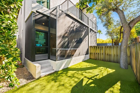 Tiny photo for 315 NE 15th Avenue, Fort Lauderdale, FL 33301 (MLS # B26053070)