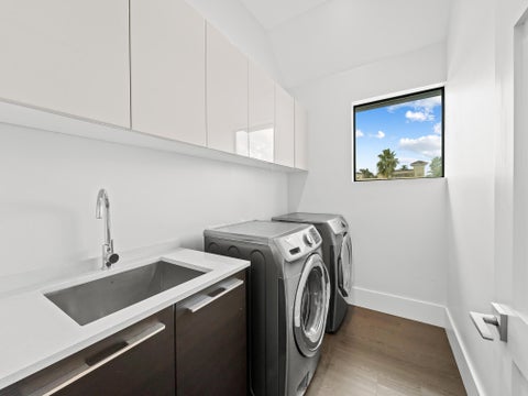 Tiny photo for 315 NE 15th Avenue, Fort Lauderdale, FL 33301 (MLS # B26053070)