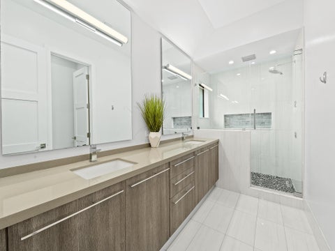 Tiny photo for 315 NE 15th Avenue, Fort Lauderdale, FL 33301 (MLS # B26053070)