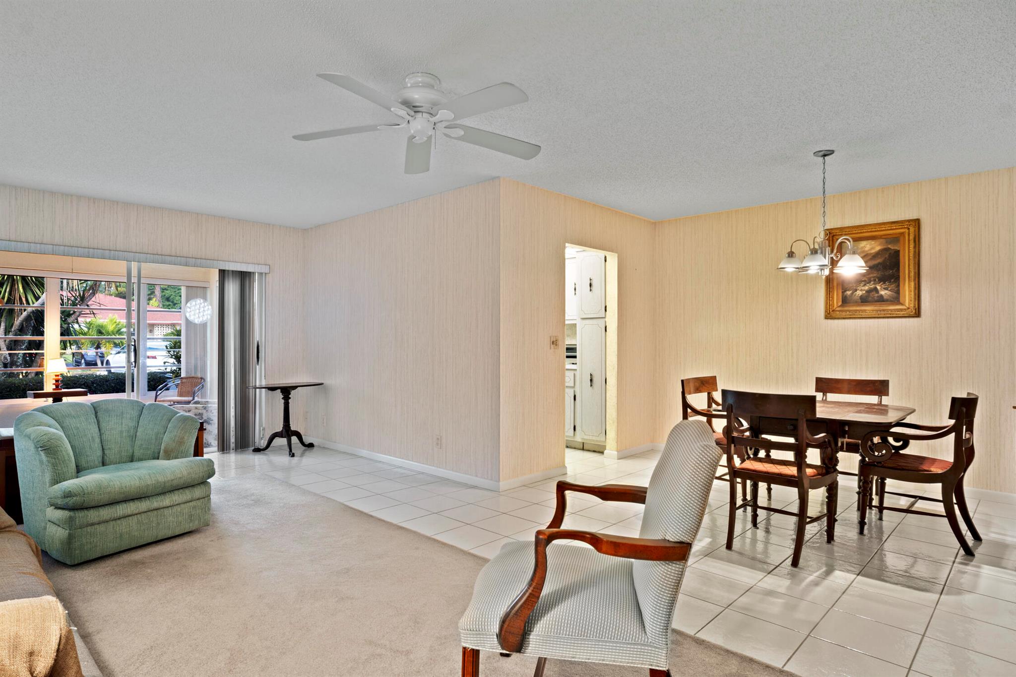 4810 NW 4th Street C