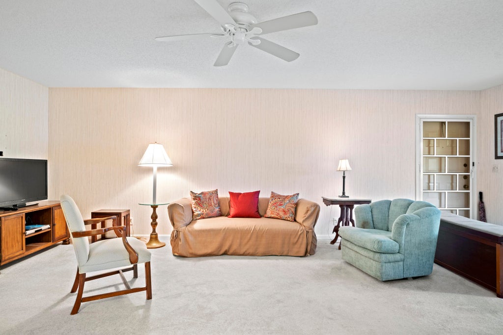 Photo of 4810 NW 4th Street #C, Delray Beach, FL 33445 (MLS # R11077165)