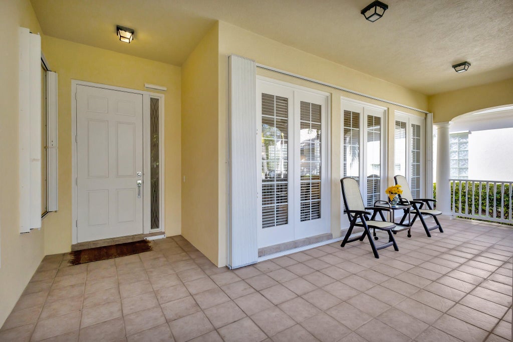Photo of 8356 Yorke Road, Wellington, FL 33414 (MLS # R11058000)