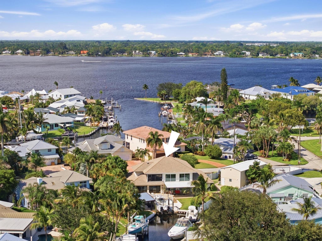 Photo of 1536 SW EGRET Way, Palm City, FL 34990 (MLS # B26079514)