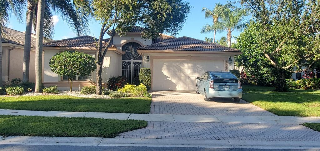 Photo of 11395 Deleon Circle, Boynton Beach, FL 33437 (MLS # R10845100)