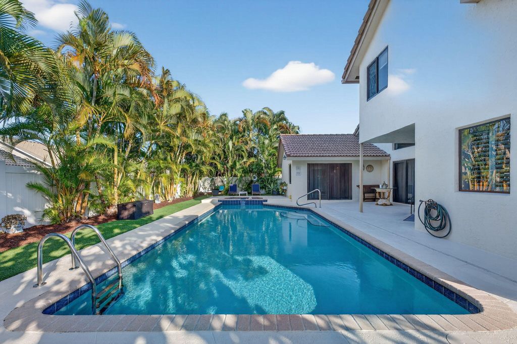Photo of 349 Seneca Lane, Boca Raton, FL 33487 (MLS # B26051630)