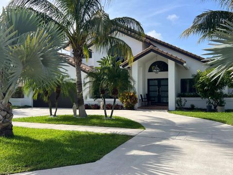 Photo of 349 Seneca Lane, Boca Raton, FL 33487 (MLS # B26051630)