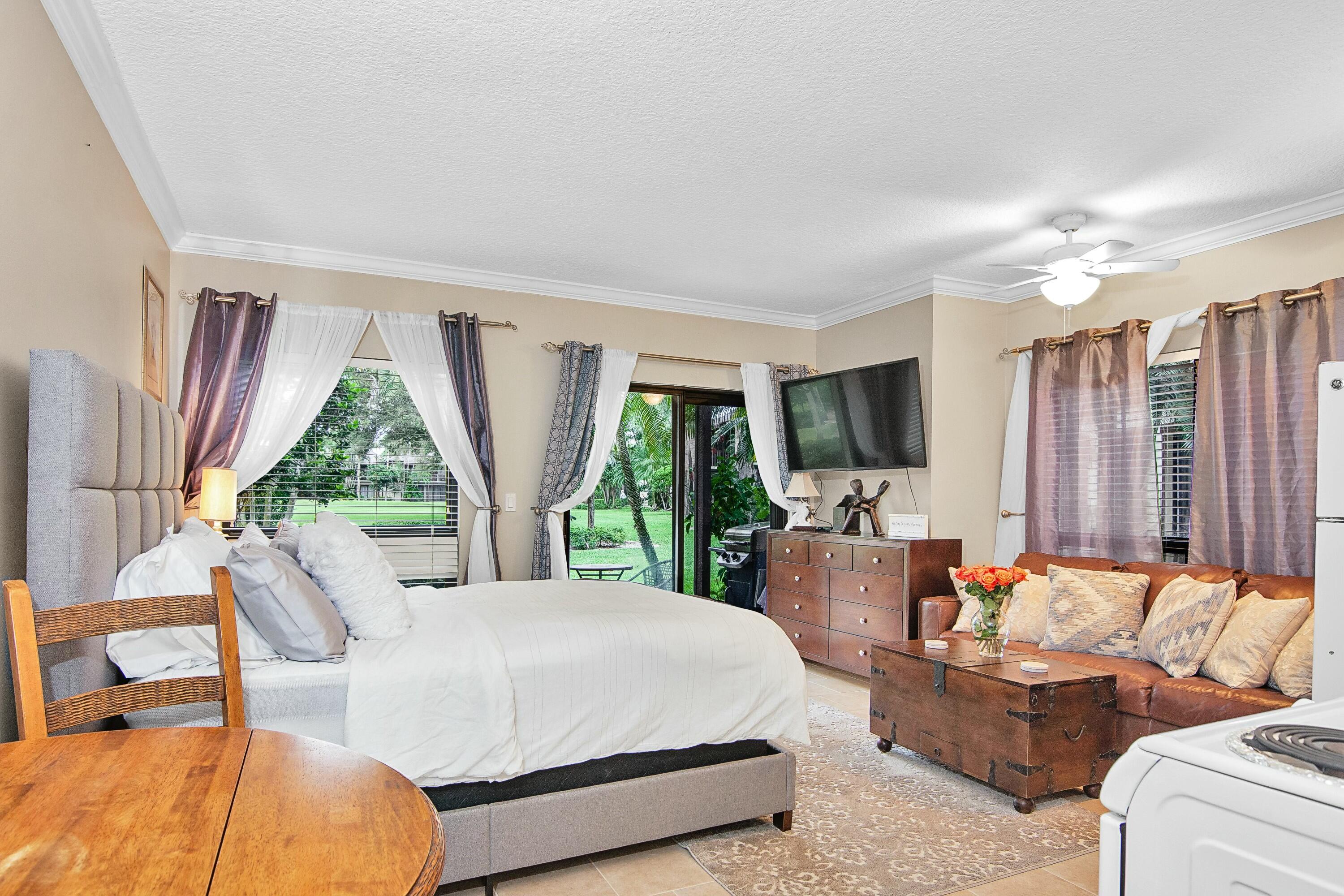 BAGATTELLE CONDO - Residential Lease