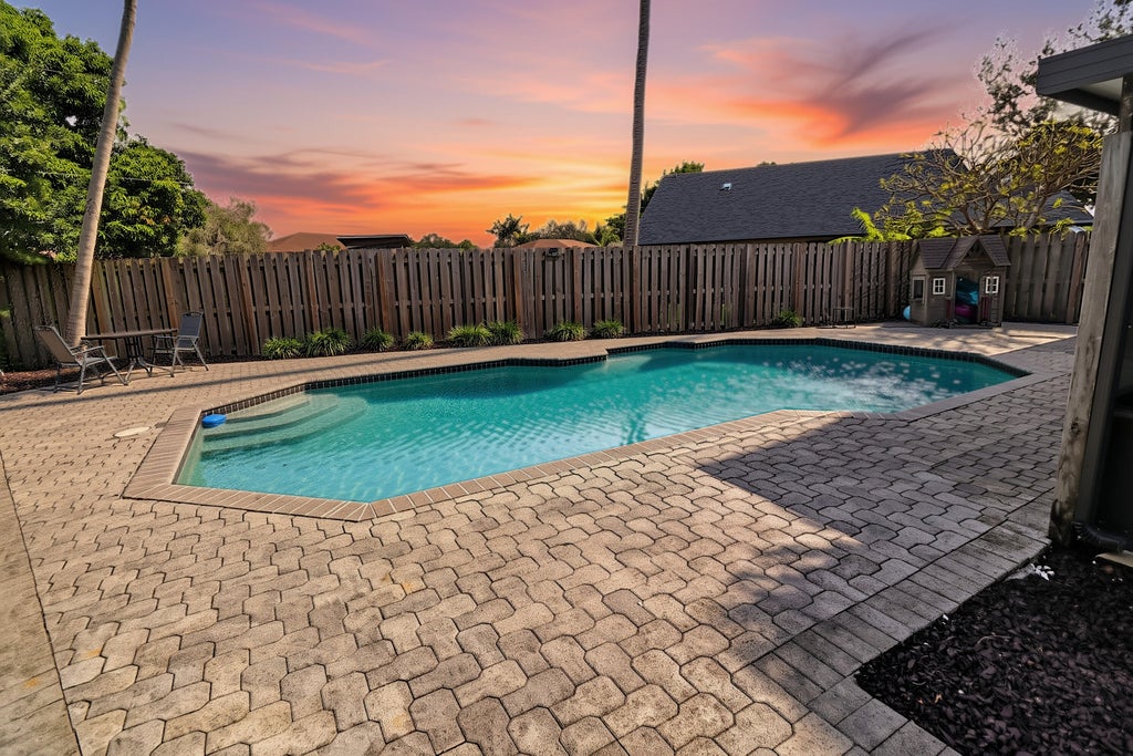 Photo of 2827 NW 110th Avenue, Sunrise, FL 33322 (MLS # B26094166)