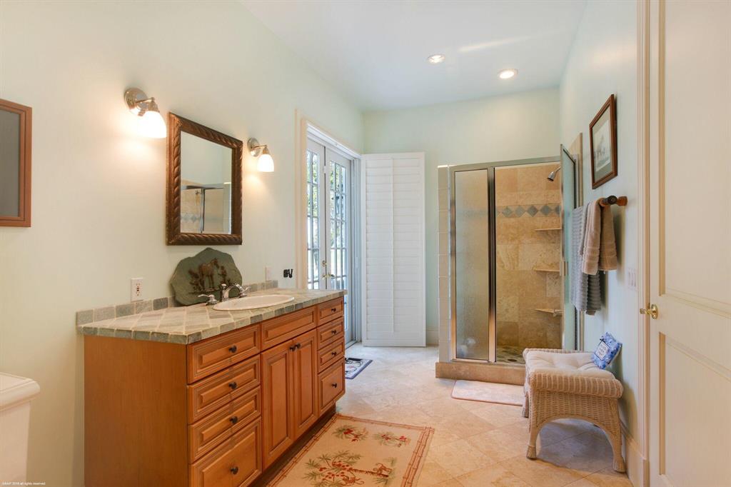 PALM BEACH POINT EAST - Residential