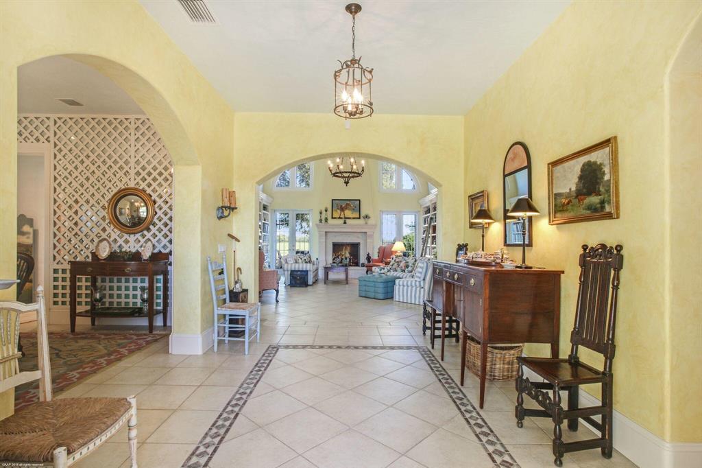 PALM BEACH POINT EAST - Residential