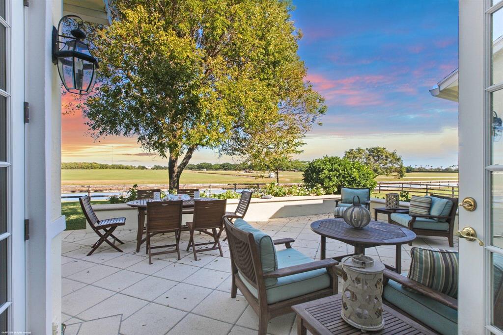 PALM BEACH POINT EAST - Residential