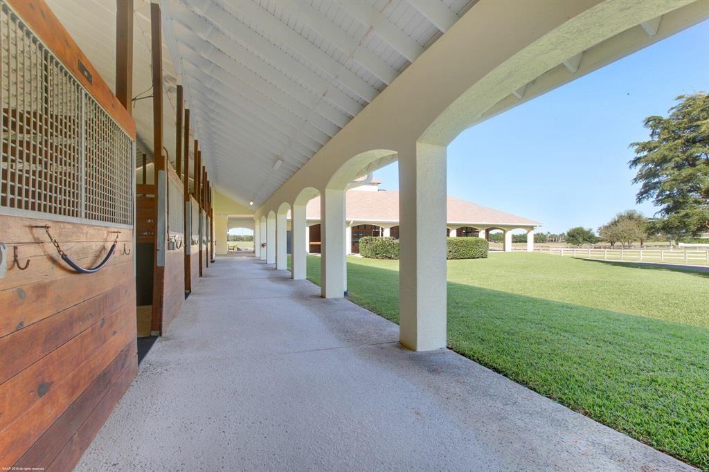 PALM BEACH POINT EAST - Residential