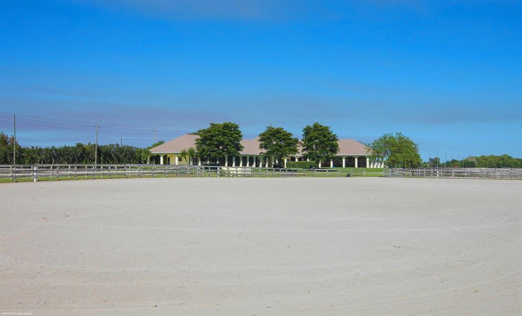 PALM BEACH POINT EAST - Residential