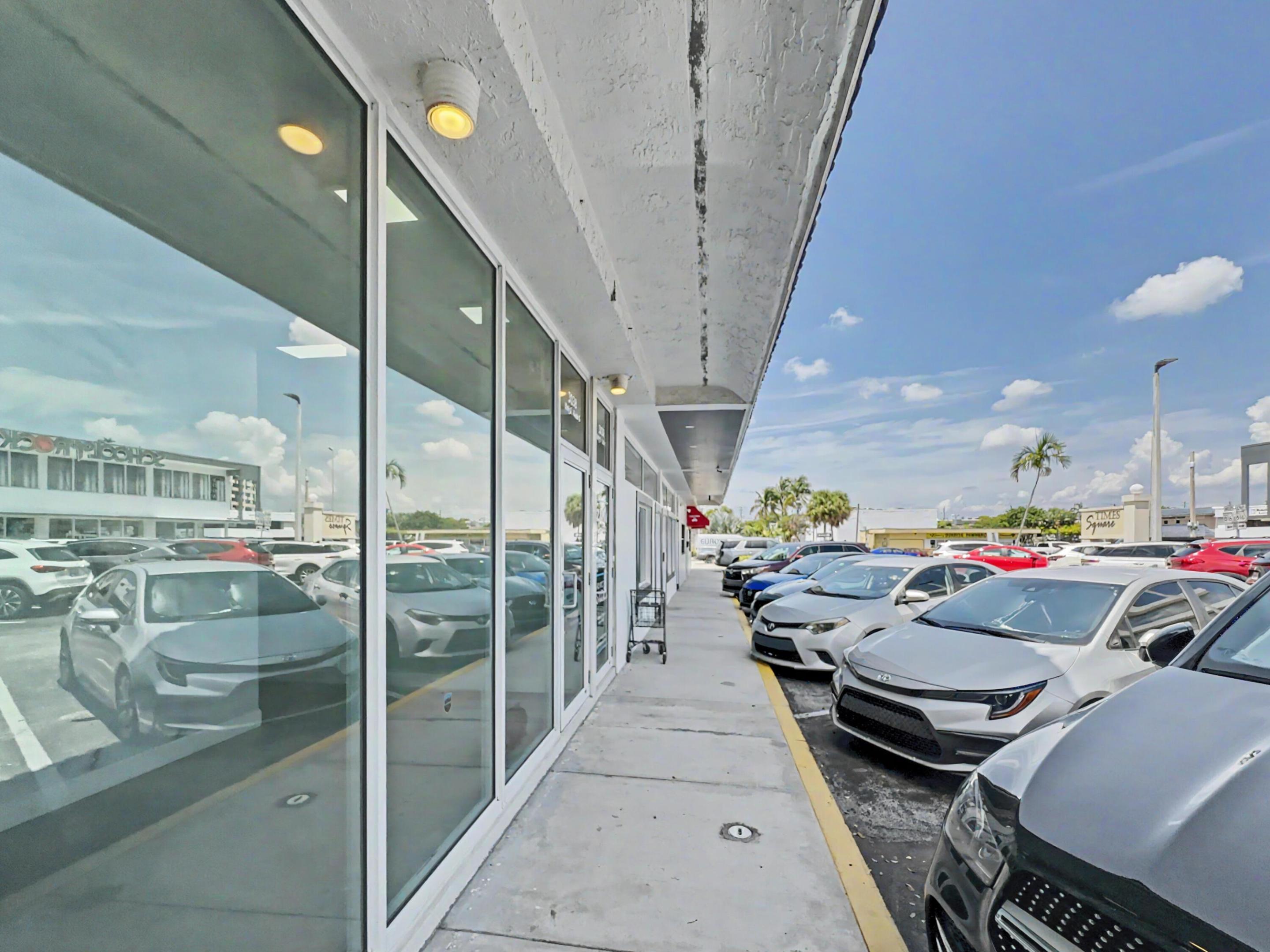 3038 N FEDERAL Highway E