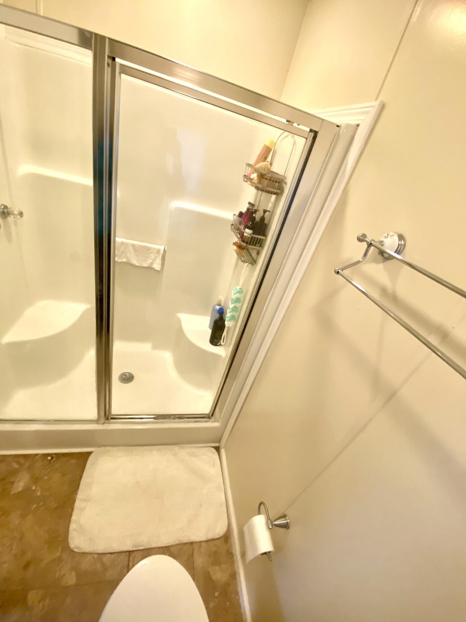 Pinelake Gardens & Estates - Residential