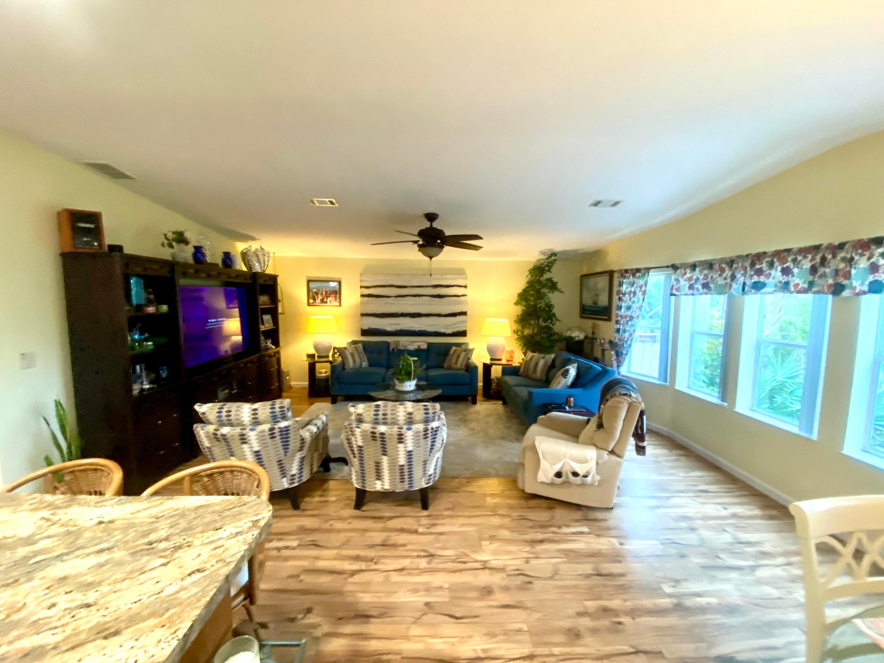 Pinelake Gardens & Estates - Residential