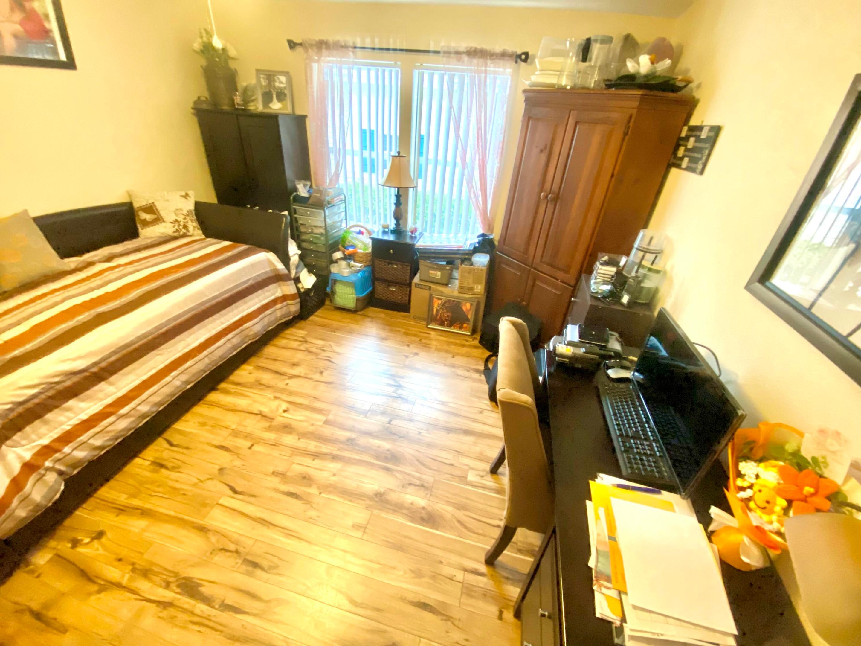 Pinelake Gardens & Estates - Residential