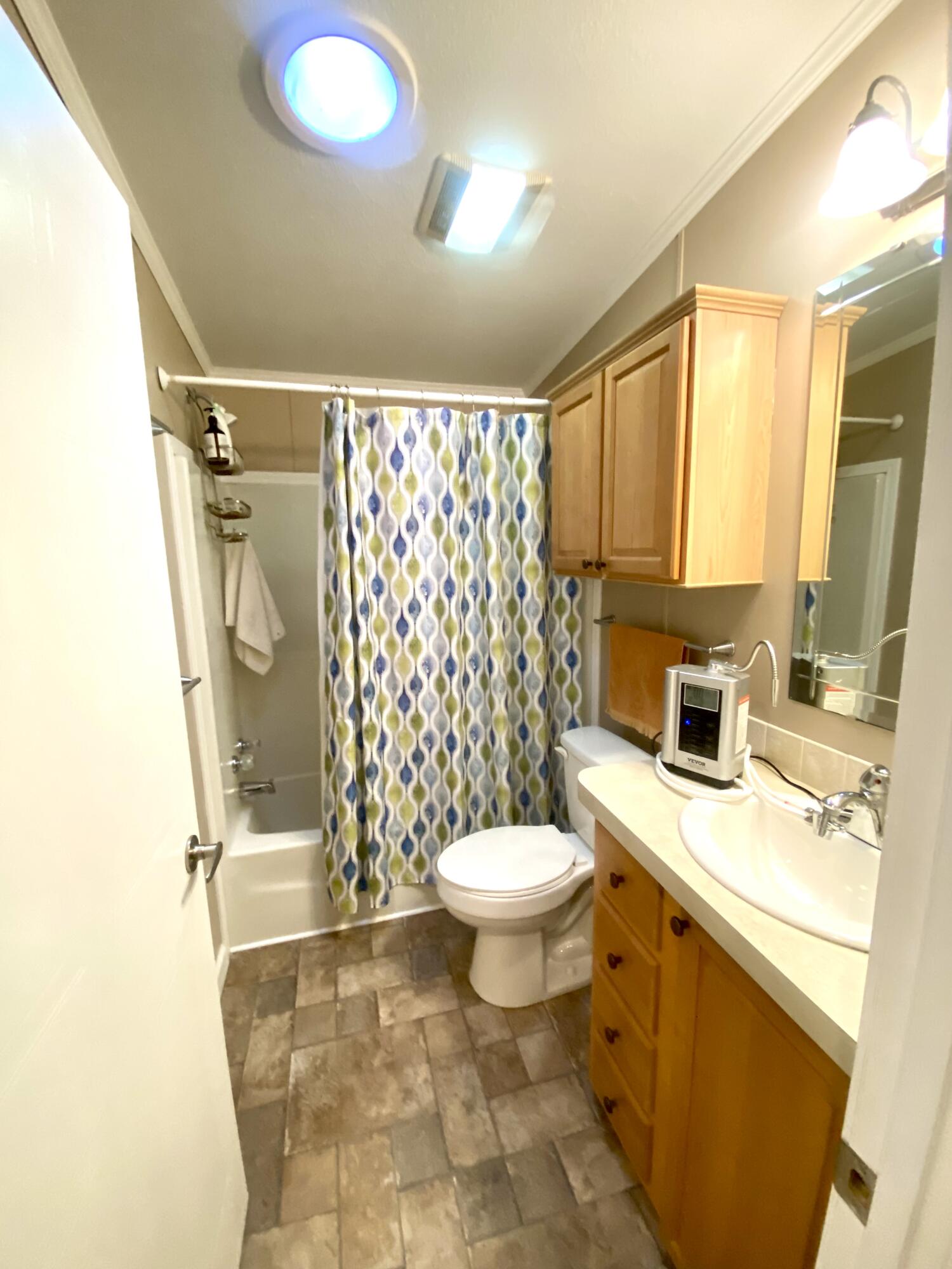 Pinelake Gardens & Estates - Residential