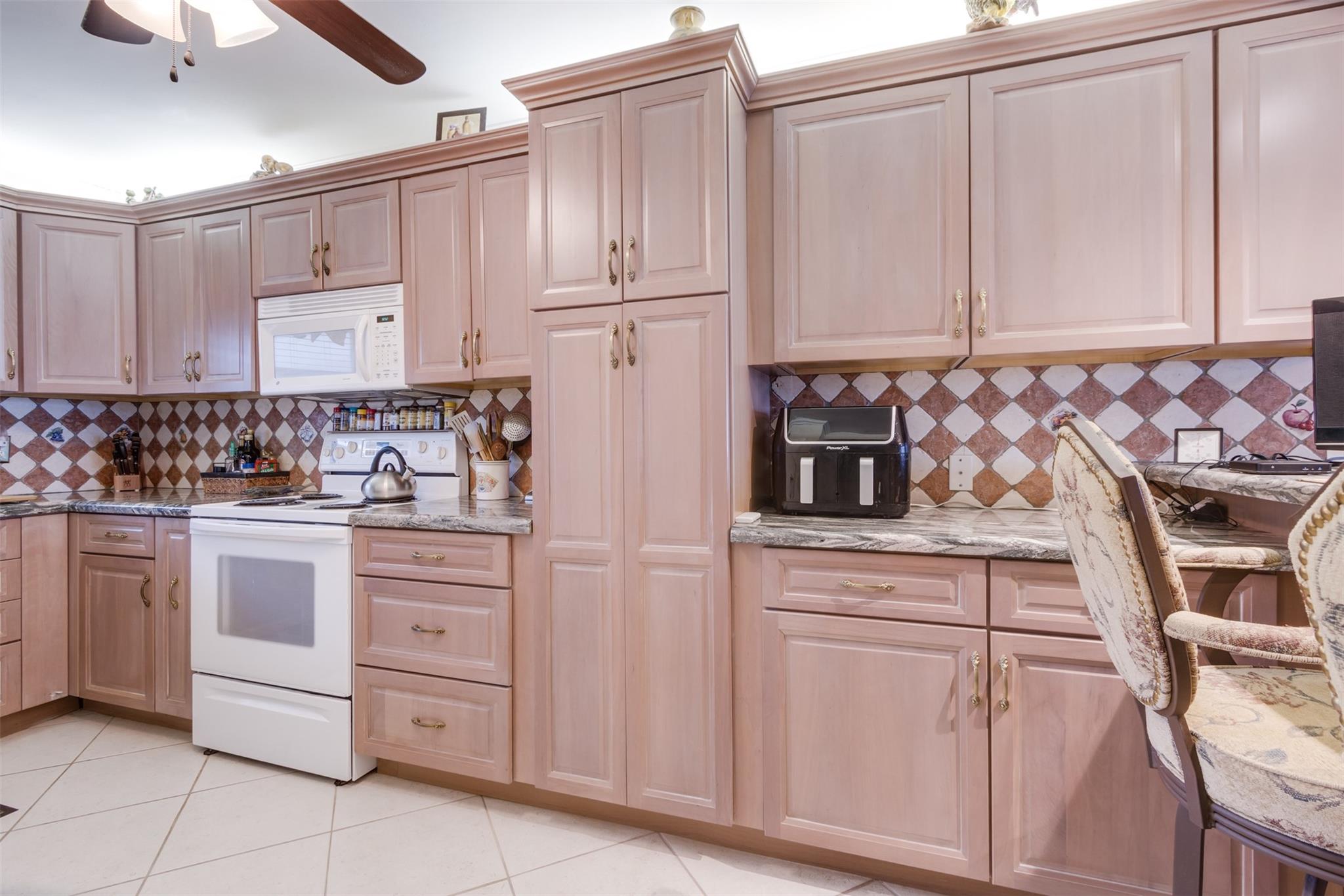 CHRISTOPHER HOUSE - Residential