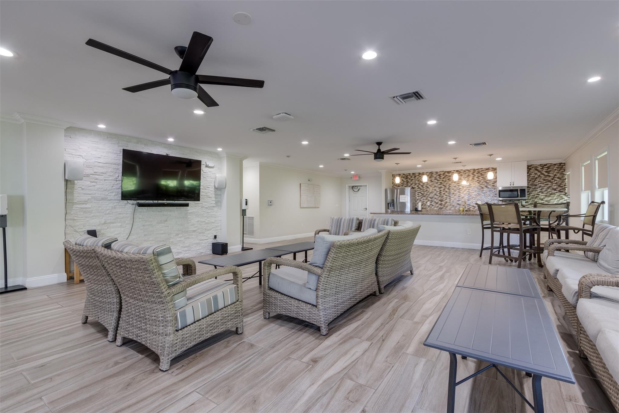 CHRISTOPHER HOUSE - Residential