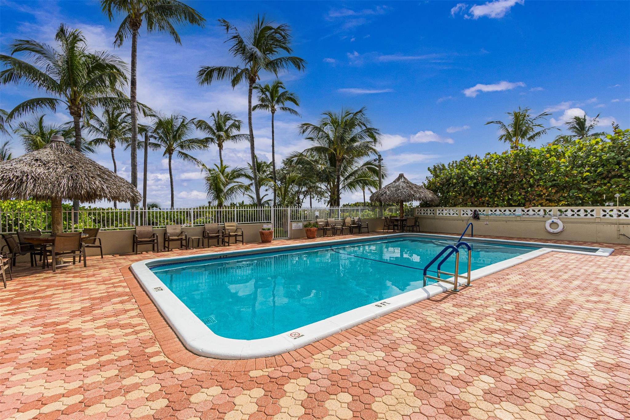 CHRISTOPHER HOUSE - Residential