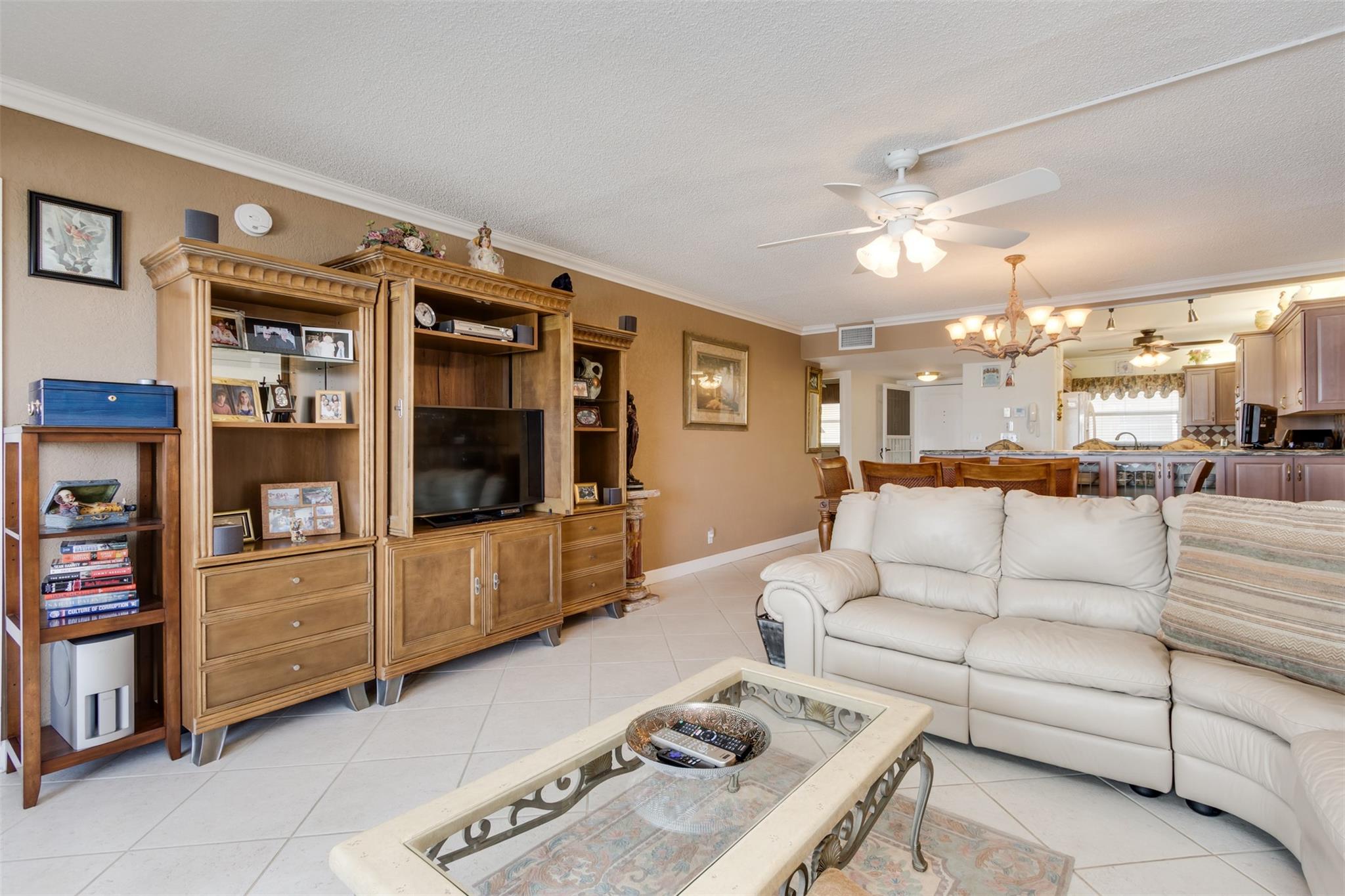 CHRISTOPHER HOUSE - Residential