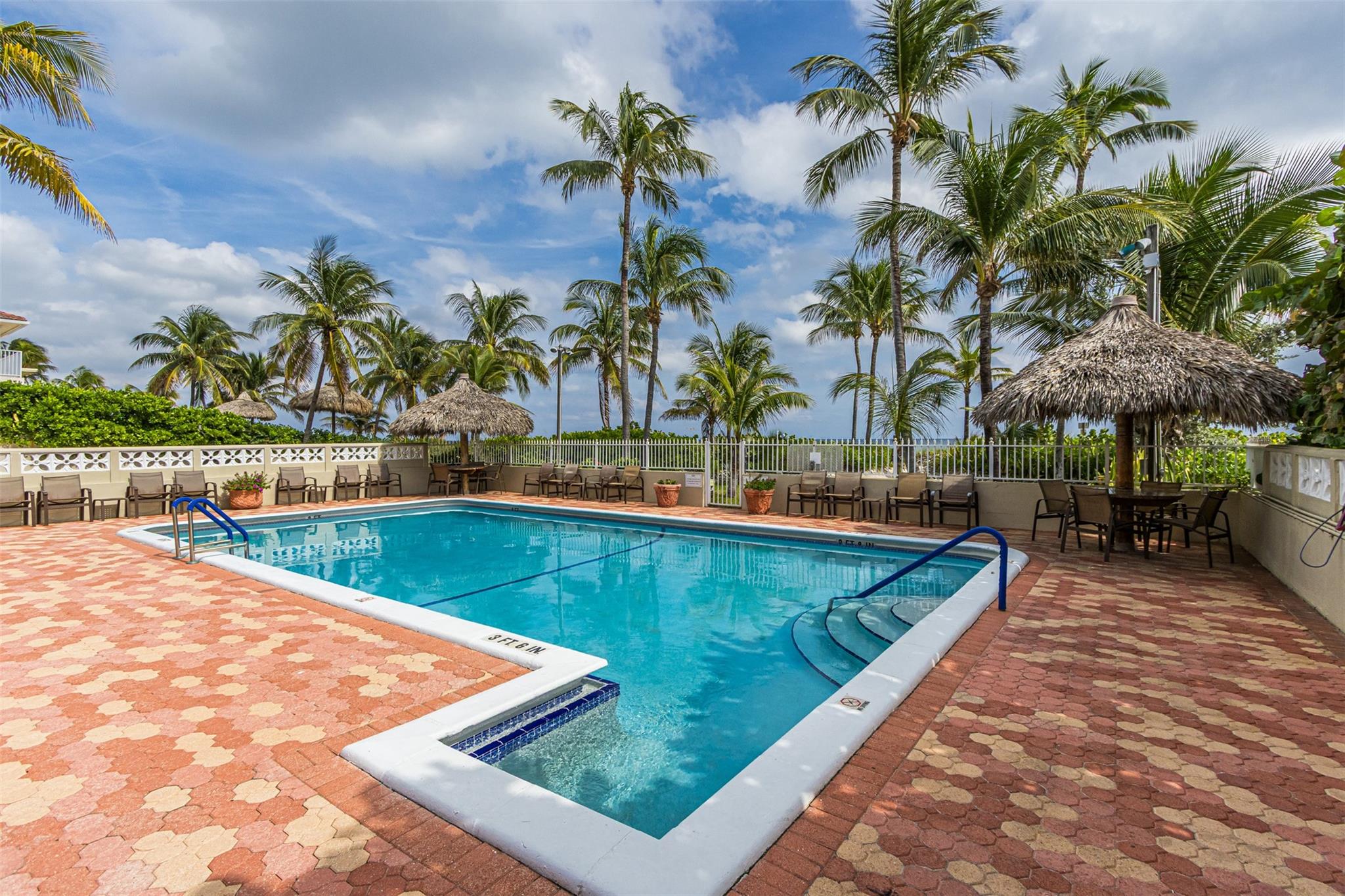 CHRISTOPHER HOUSE - Residential