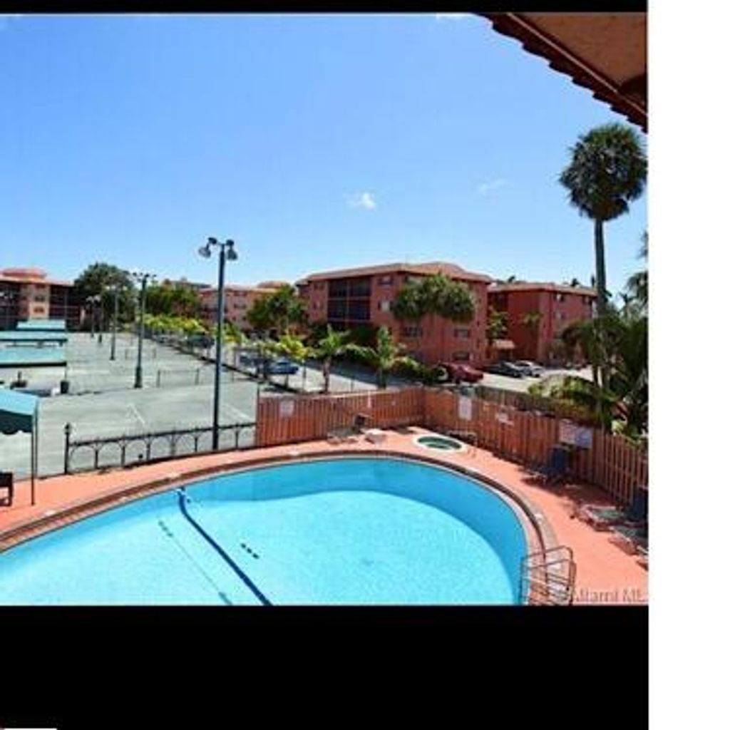 Photo of 630 Tennis Club Drive #206, Fort Lauderdale, FL 33311 (MLS # R11168989)