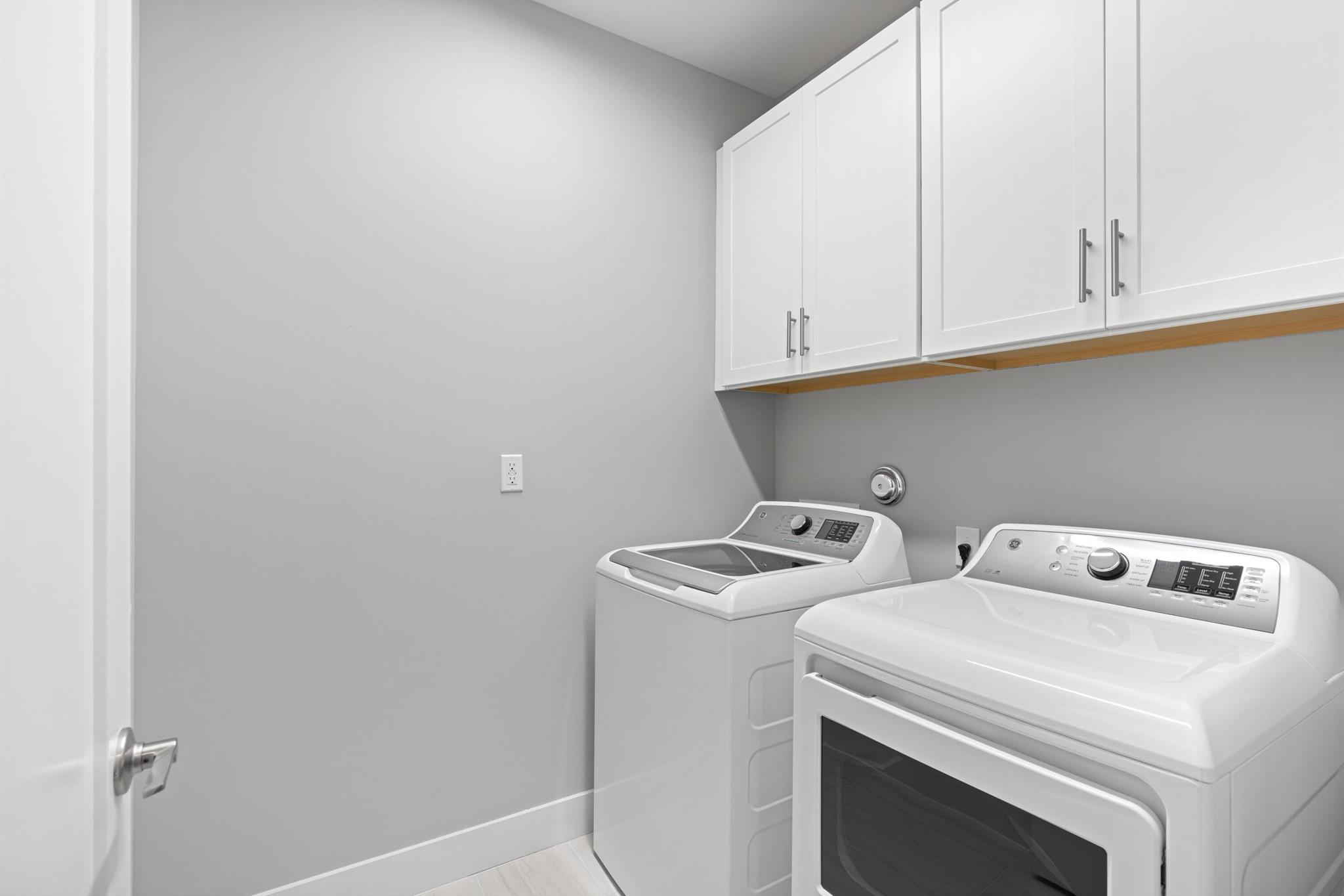 TOWNHOMES AT CONNISTON - Residential