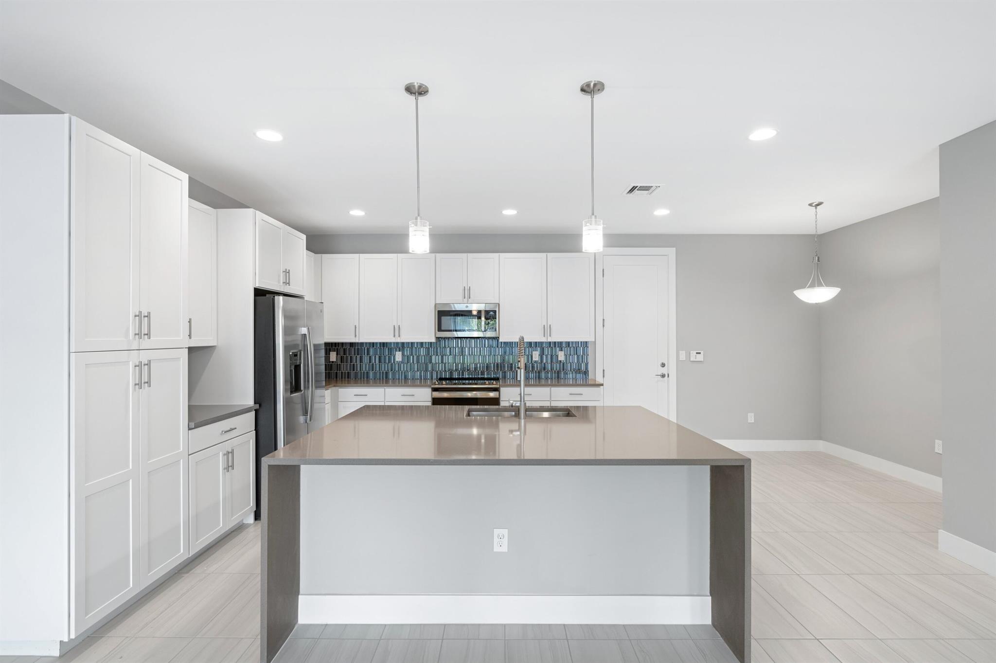 TOWNHOMES AT CONNISTON - Residential