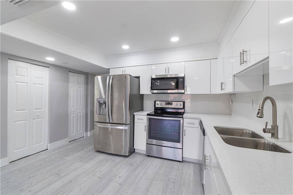 Forest Hill Park - Residential