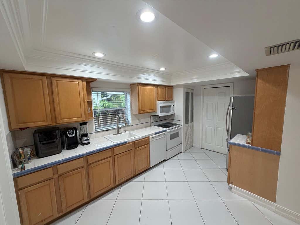 Photo of 10241 Sleepy Brook Way, Boca Raton, FL 33428 (MLS # B26055092)