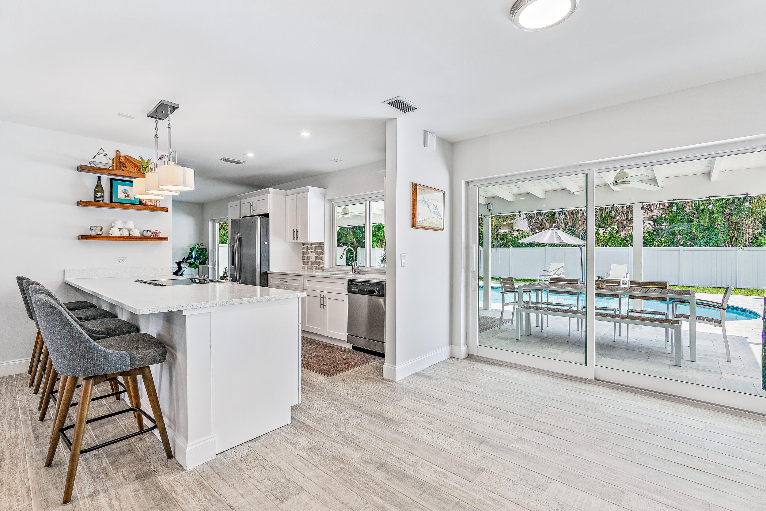 Tequesta Country Club - Residential