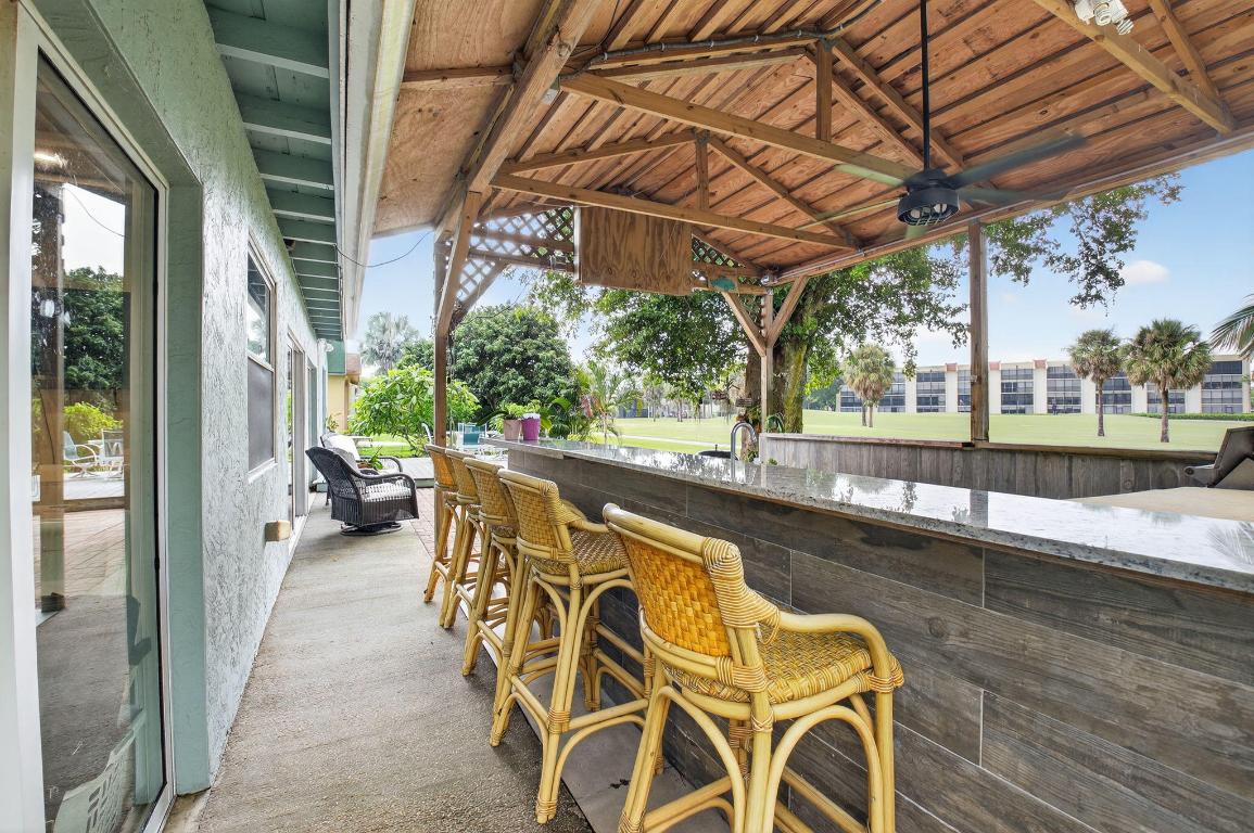 SANDALFOOT COVE SEC 11 - Residential