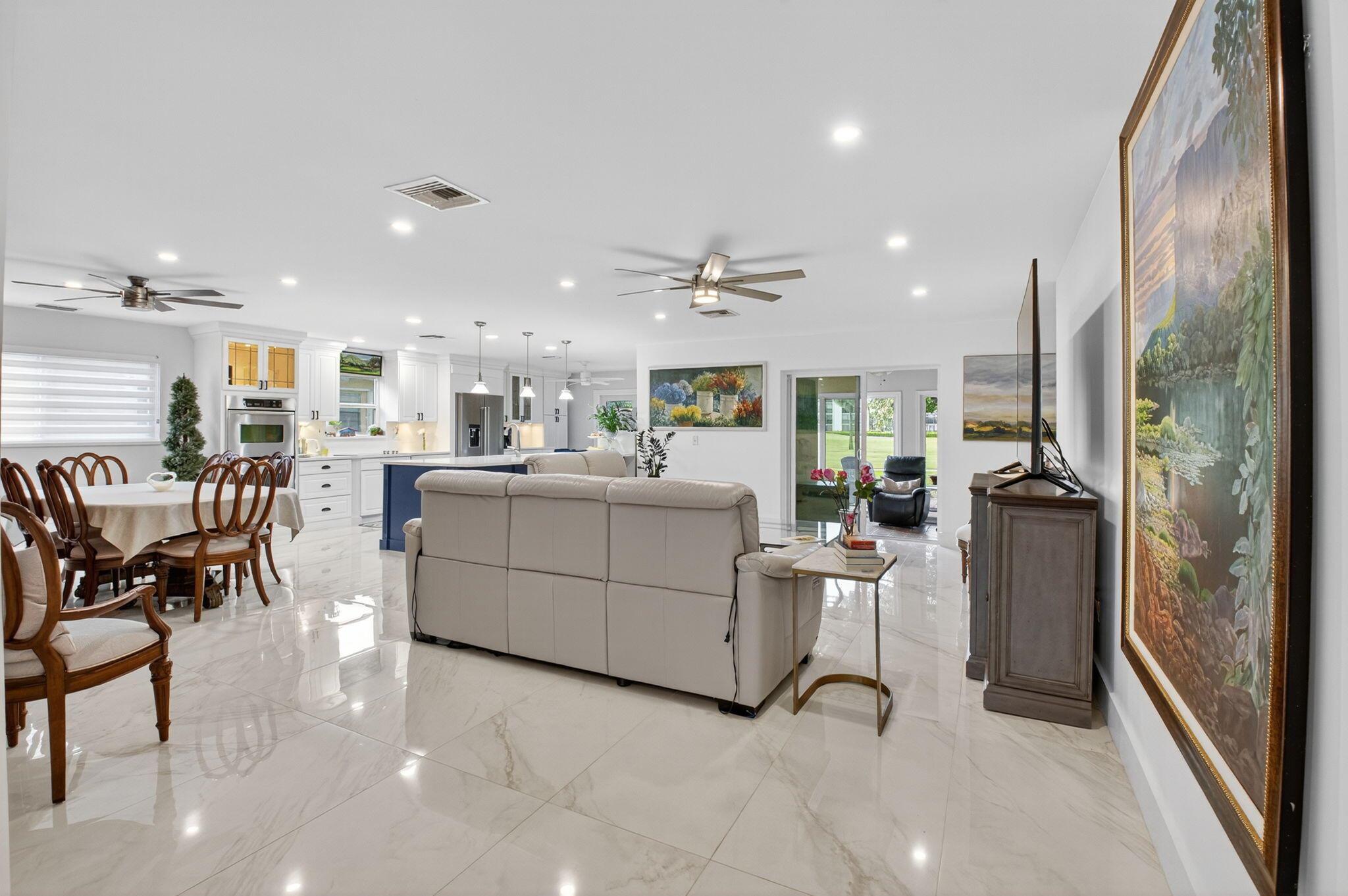 SANDALFOOT COVE SEC 11 - Residential