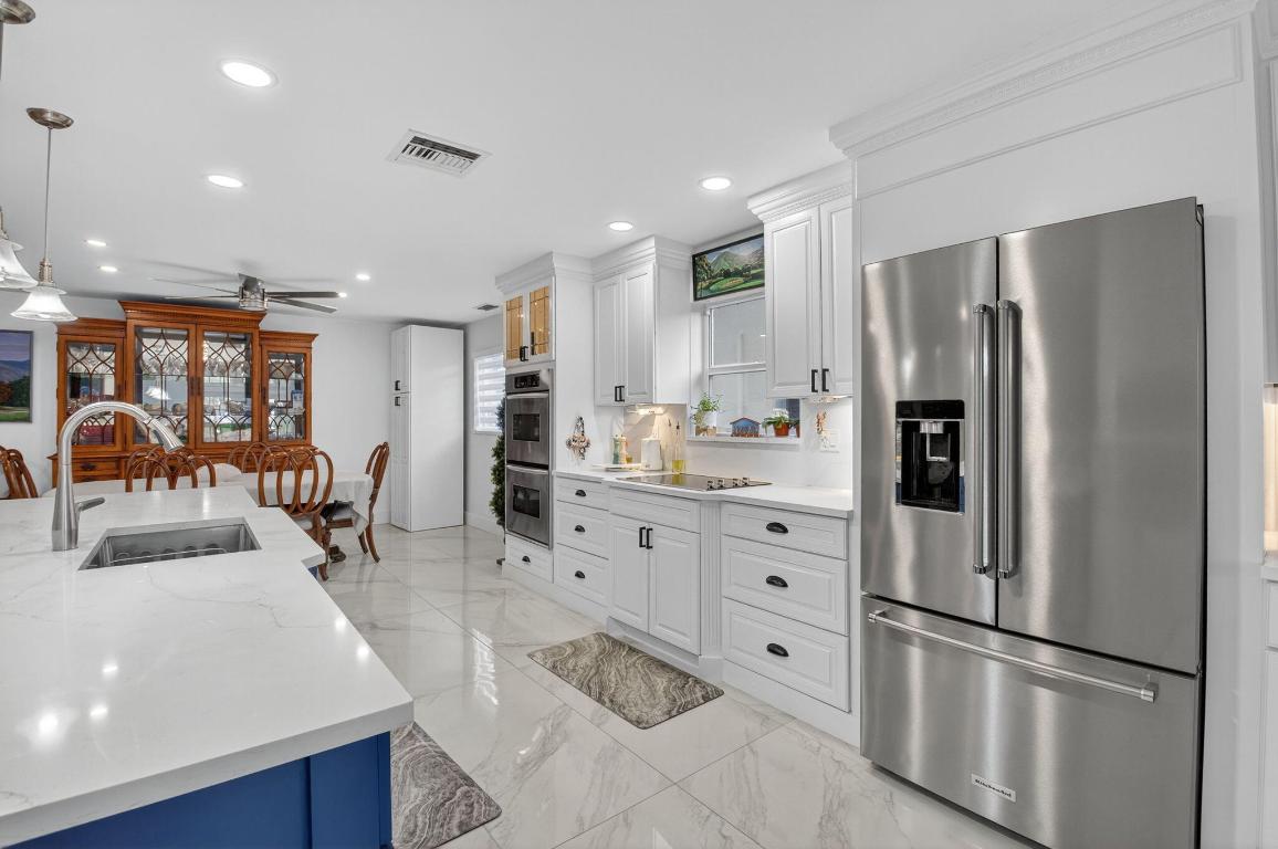 SANDALFOOT COVE SEC 11 - Residential