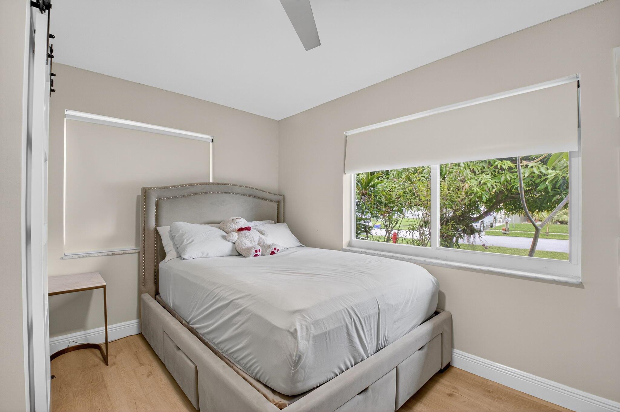 SANDALFOOT COVE SEC 11 - Residential