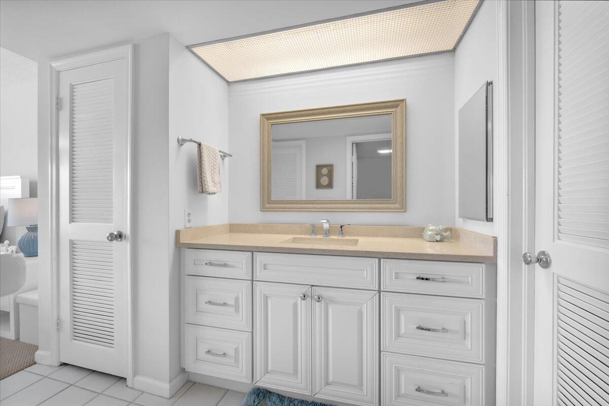 OCEAN PARKS CONDO - Residential