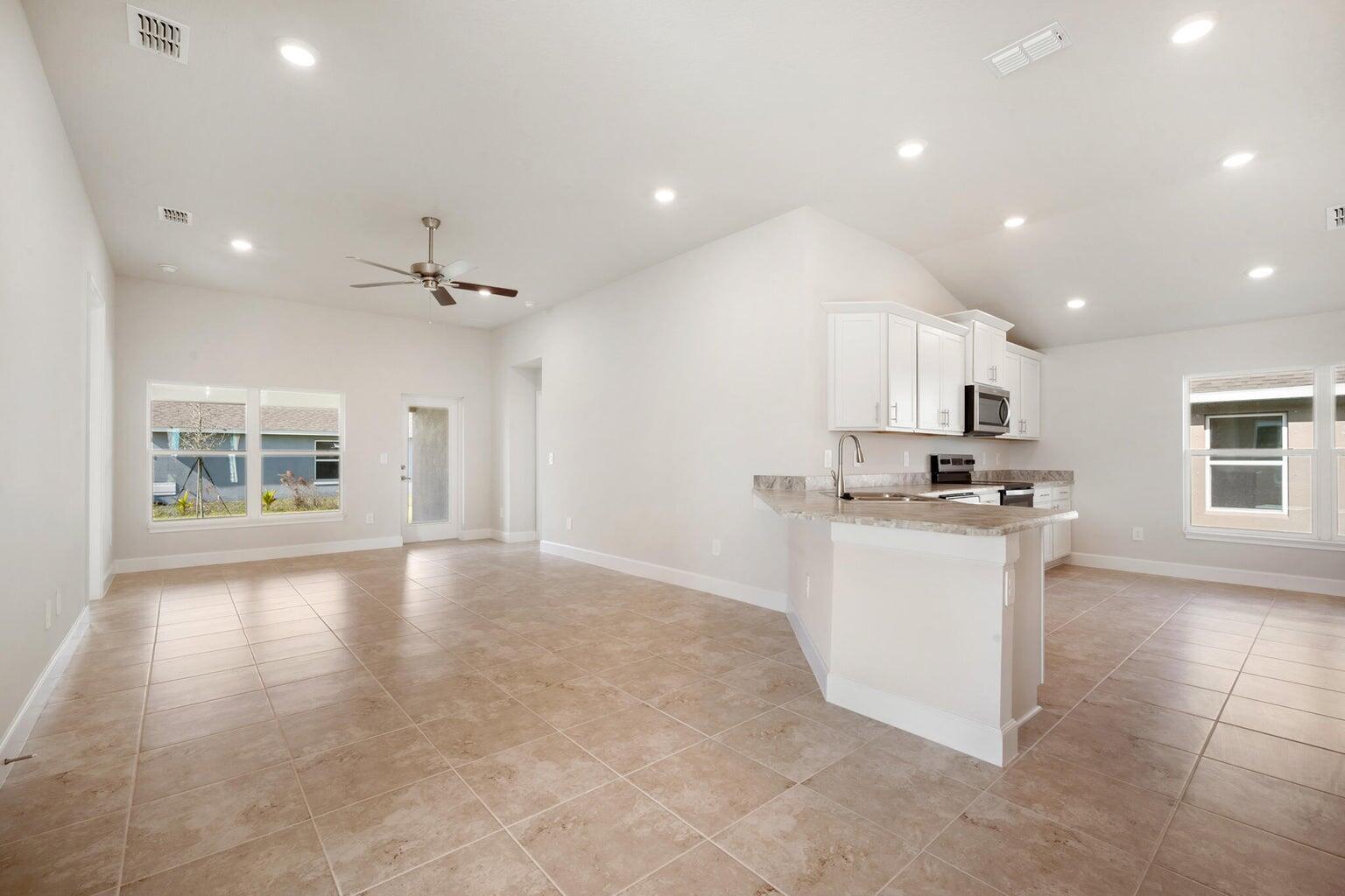 WATERSTONE PHASE THREE - Residential