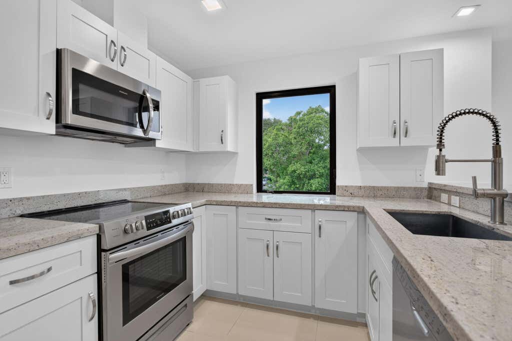 Photo of 444 NW 41ST Street, Oakland Park, FL 33309 (MLS # B26059824)