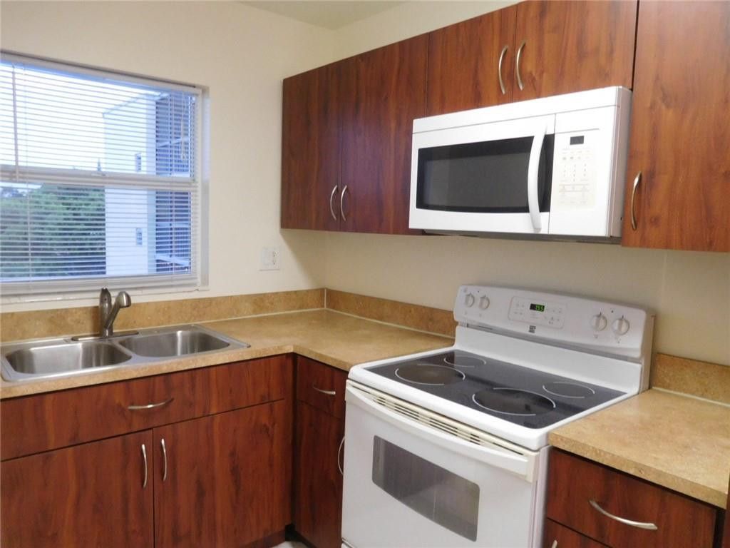 Photo of 1425 Arthur Street #414b, Hollywood, FL 33020 (MLS # B26034821)