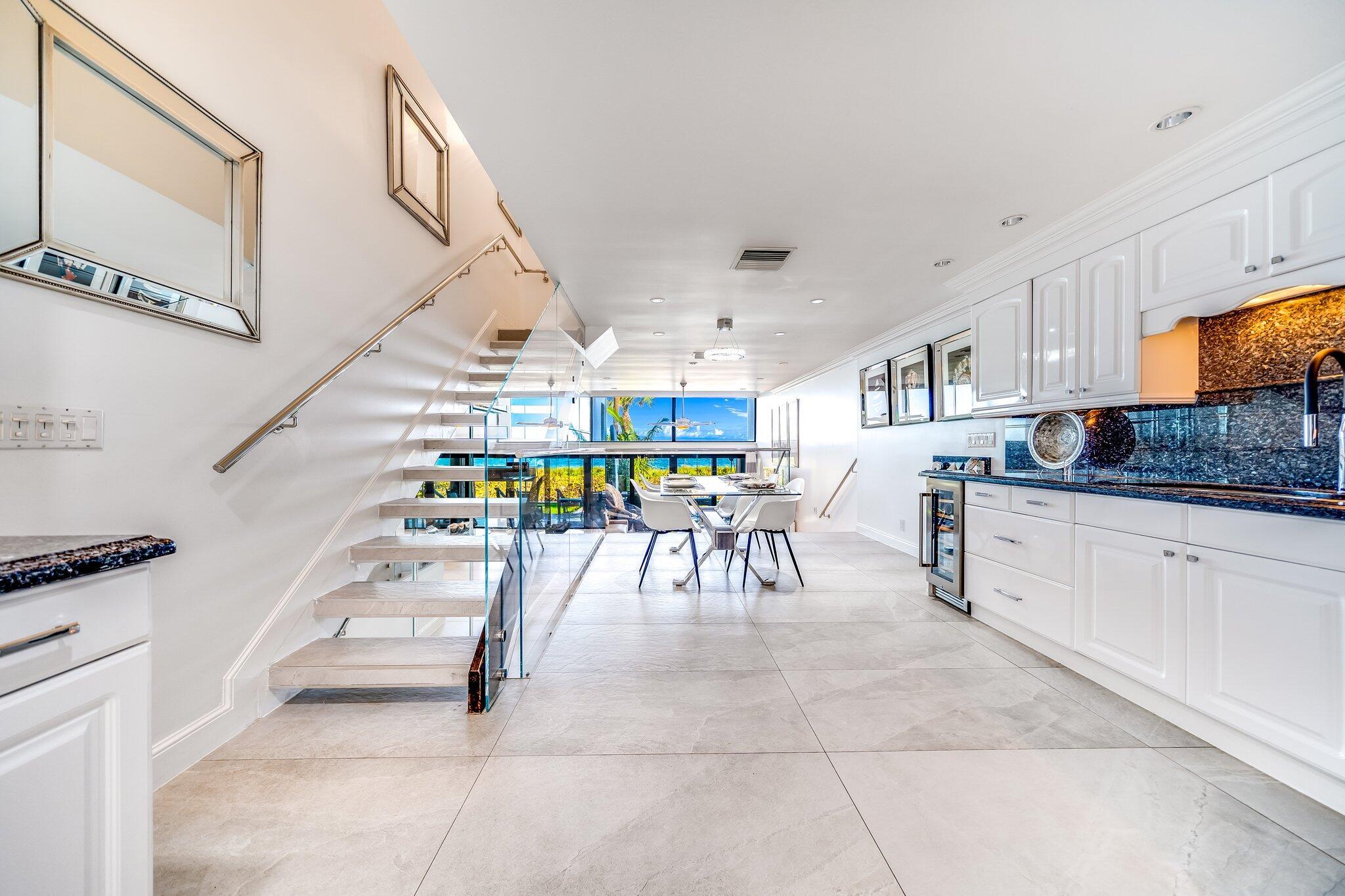 COSTA DEL REY CONDO - Residential