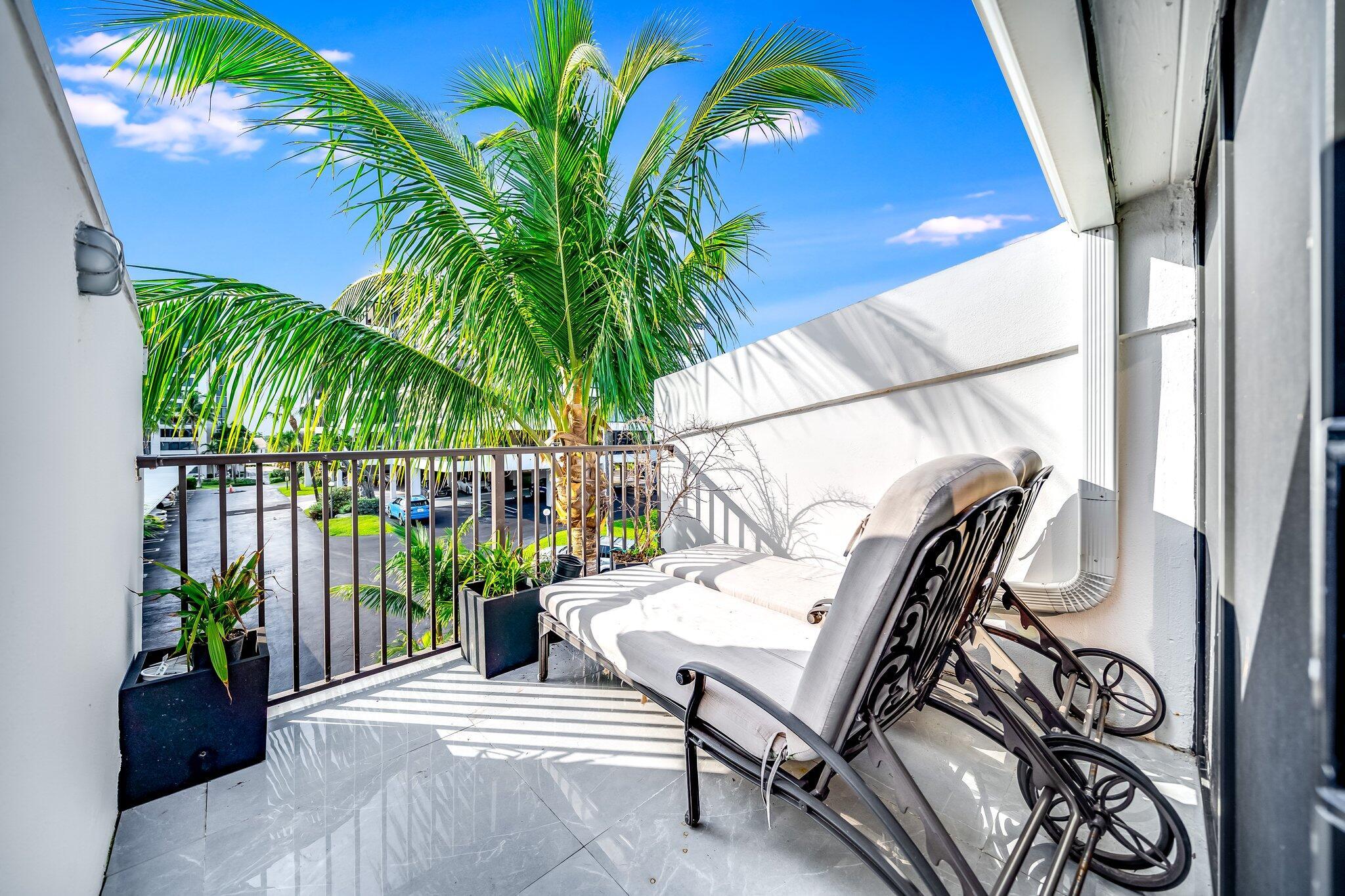 COSTA DEL REY CONDO - Residential