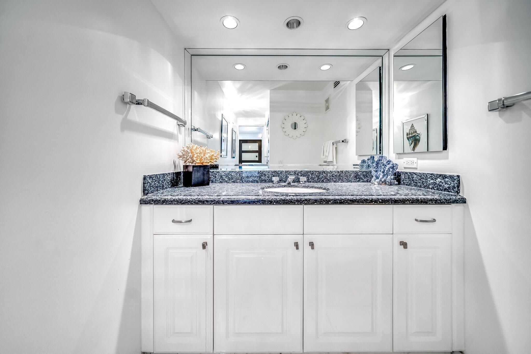 COSTA DEL REY CONDO - Residential