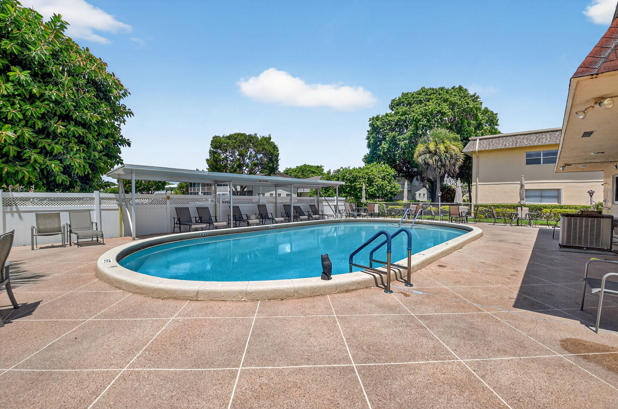 CENTURY VILLAGE OXFORD CONDO - Residential